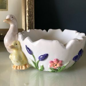 🌷Vintage bowl w/ spring flowers & ducks🌷